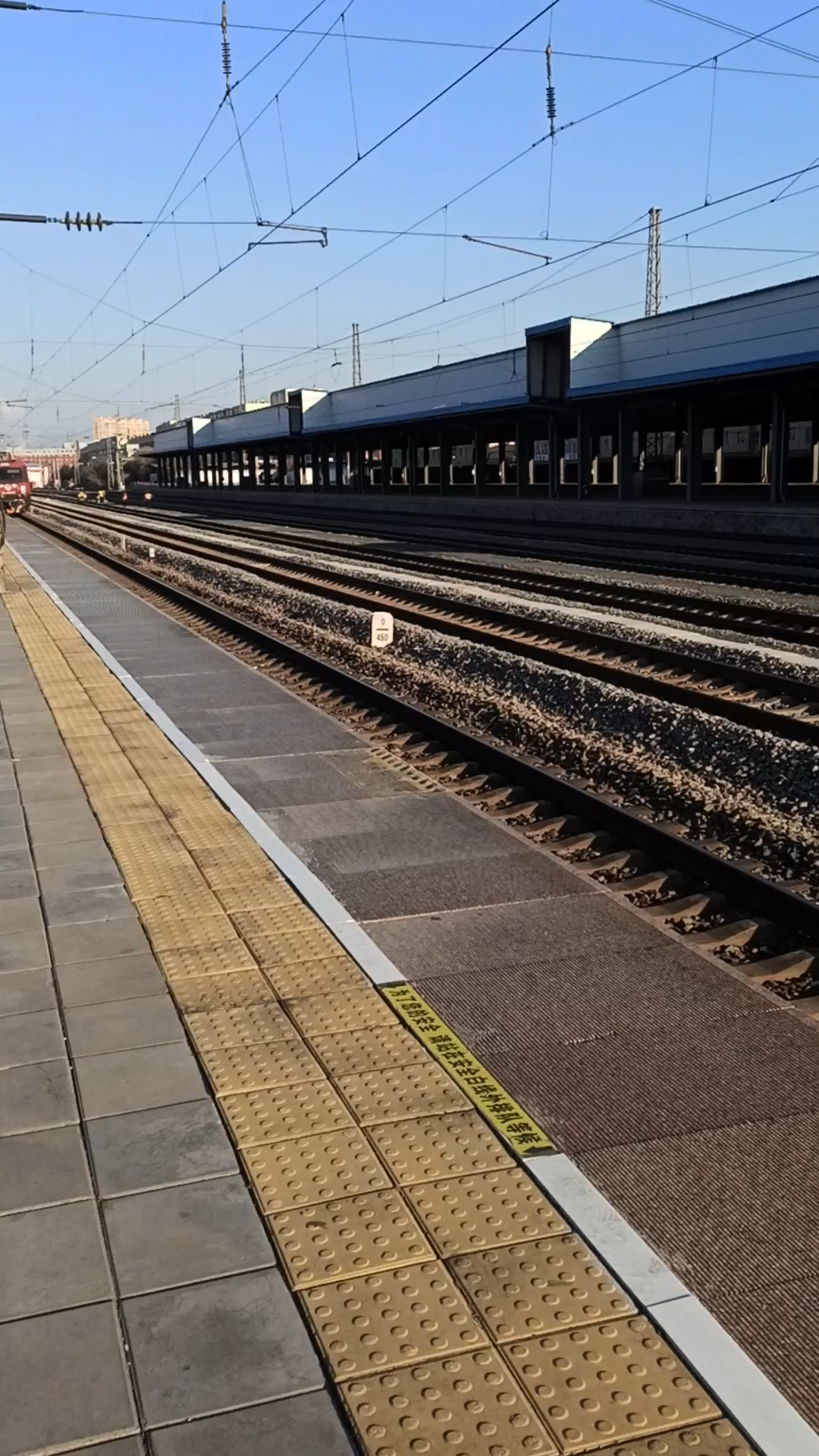 齐齐哈尔——合肥t244次进公主岭站.沈局沈段hxd3d-0001