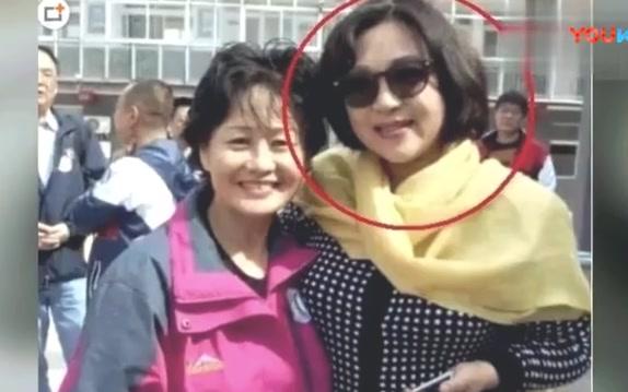 遭李连杰抛弃的55岁前妻黄秋燕, 近照优雅赢利智女儿漂亮生活安定哔哩哔哩bilibili