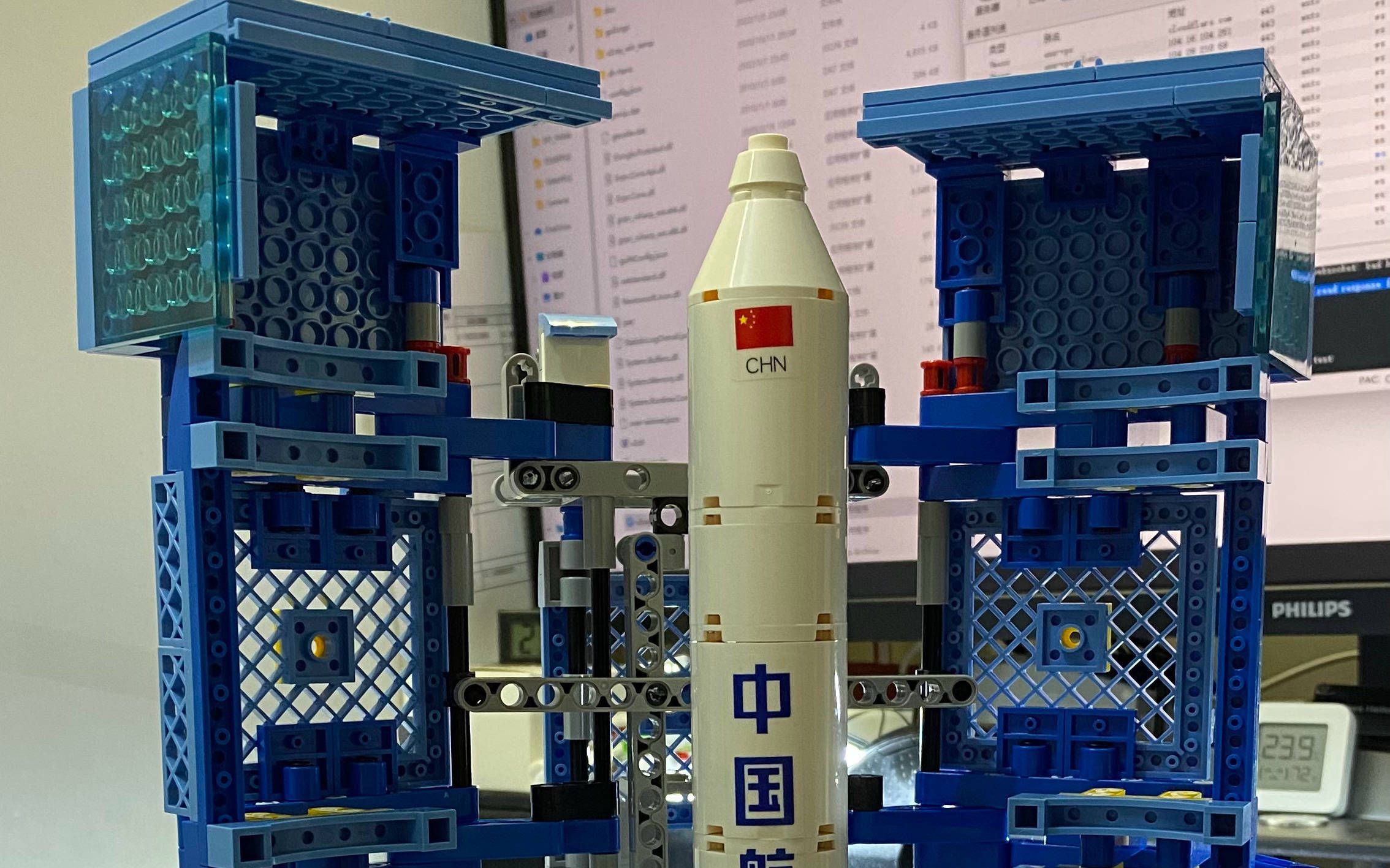 奥迪中国航天文创火箭积木长征五号运载模型拼装