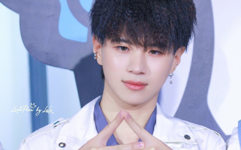 林乐杰plan现场超飒的乐乐打架子鼓帅到无法言语林大佬就是大佬