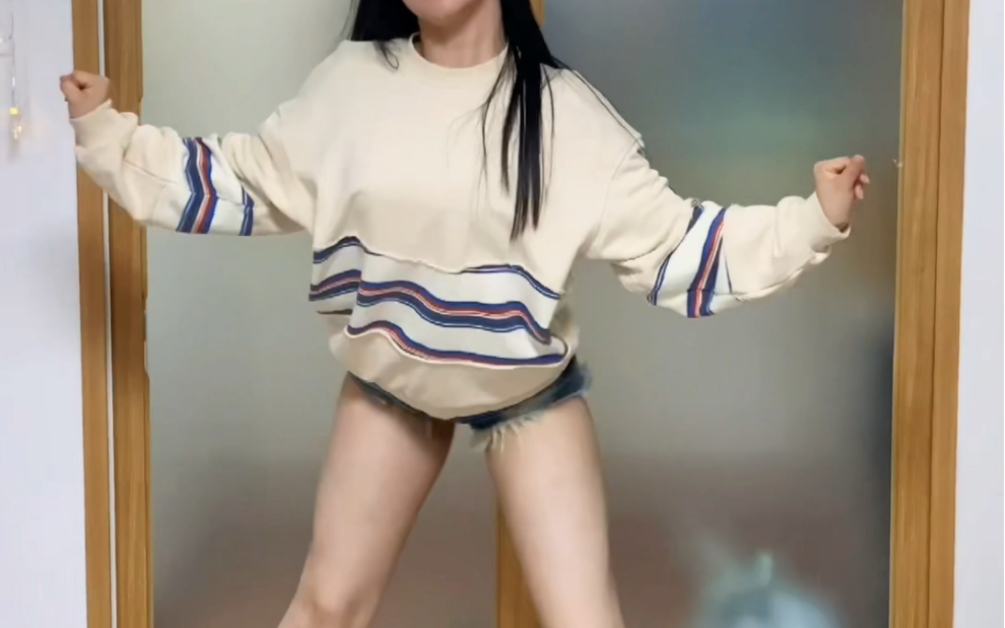 耶耶耶耶#肉腿 #微胖女生 #浅跳一下