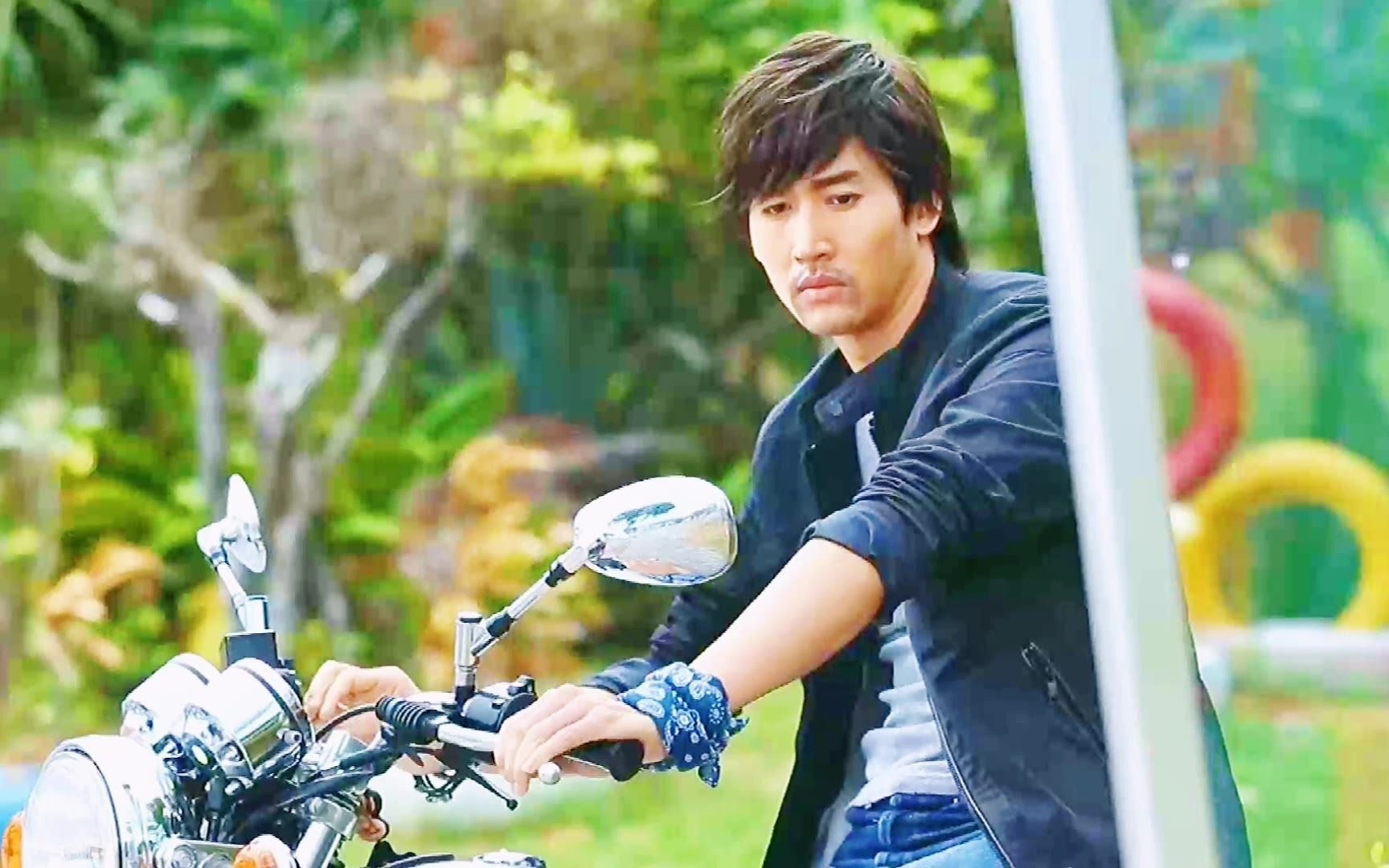 泰版对不起我爱你:晓冬回曼谷的路上被司机抢劫,偶遇干达_哔哩哔哩