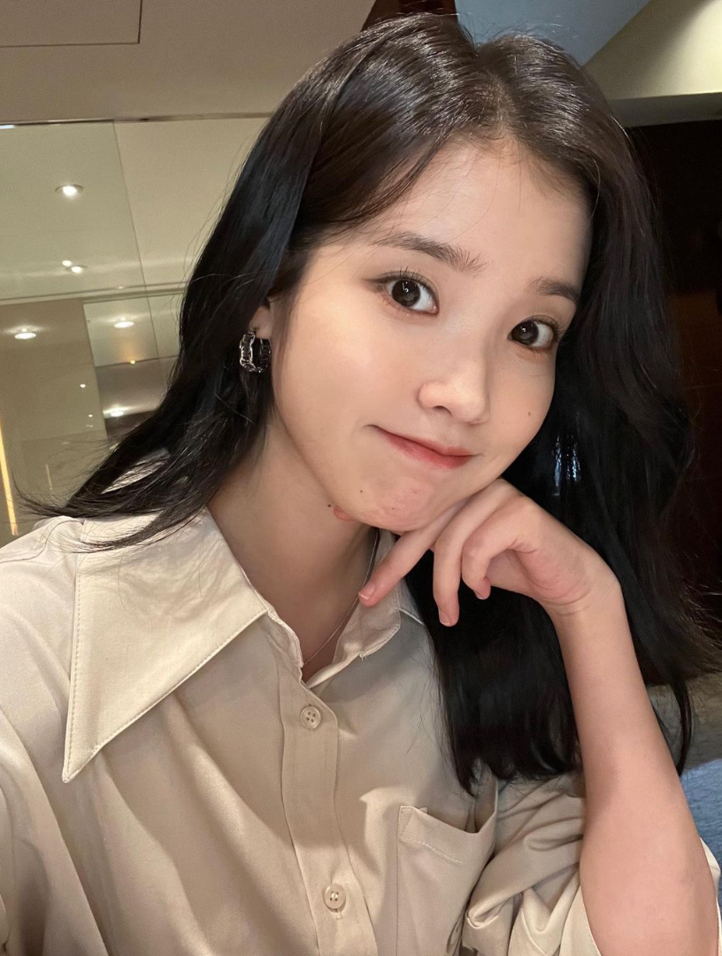 iu李知恩629instagram更新美图