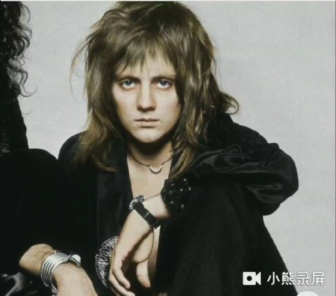 [queen][roger taylor] 罗花花在线假笑