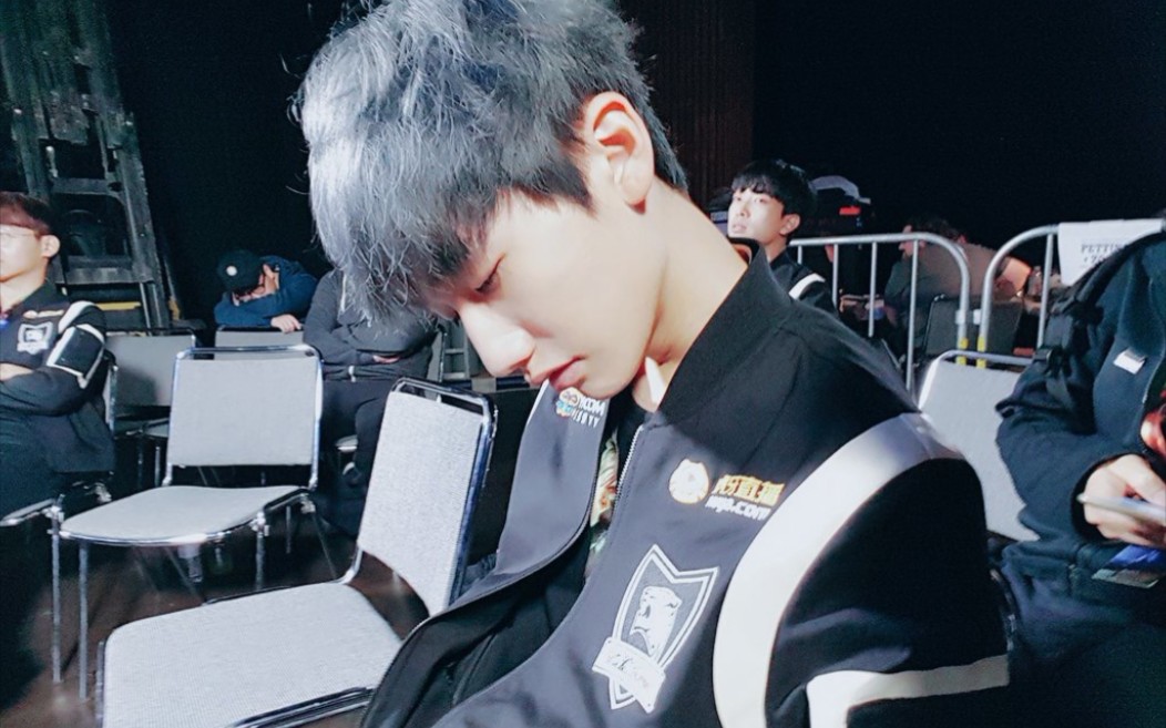 peanut开箱(rox tiger)