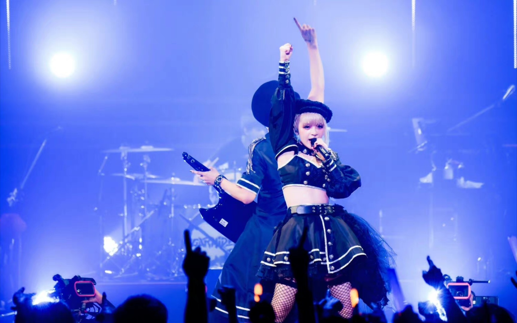 狂野的活力~garnidelia-bad boy(live)_哔哩哔哩_bilibili