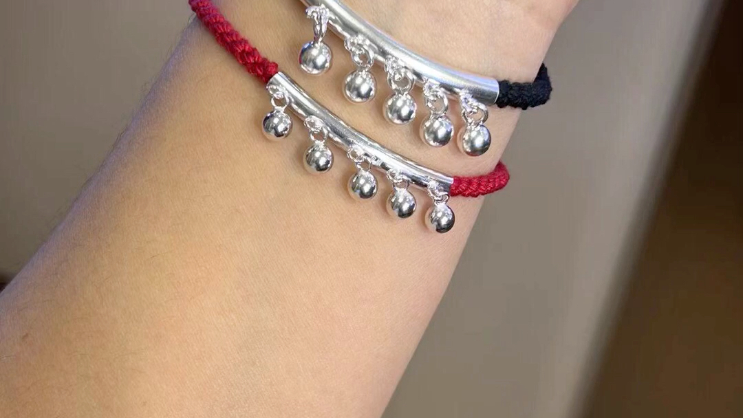 纯银弯管铃铛手链