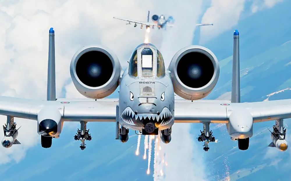 [图]A-10 Thunderbolt II 对地攻击模拟演戏~