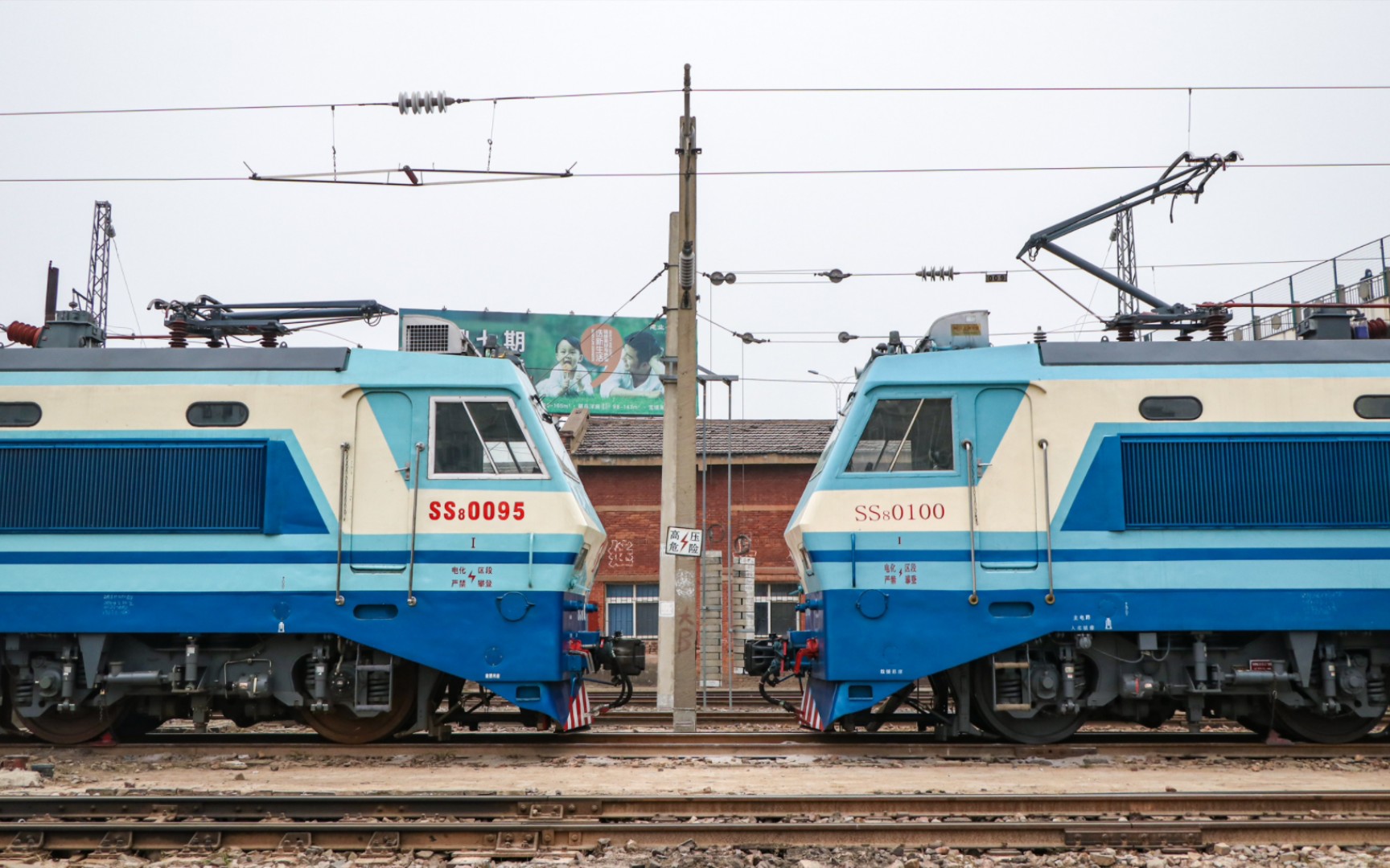 【启机福利】郑局郑段ss8-0100洛阳折返段启机试车-bili_58292981167