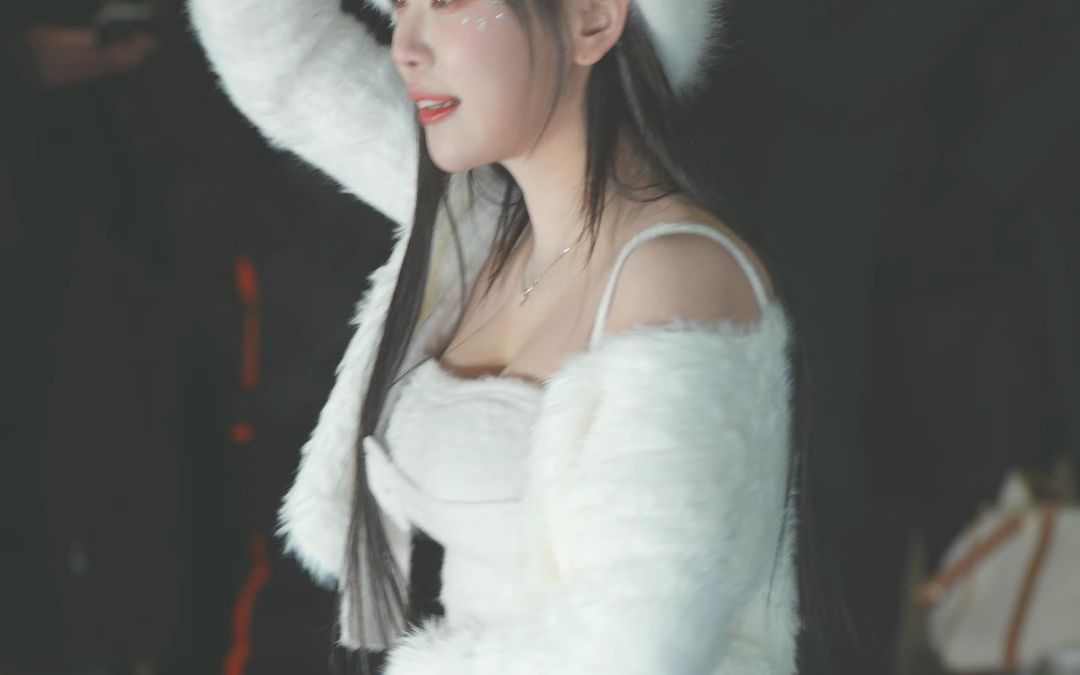 starfruit韩国女团 户外热舞