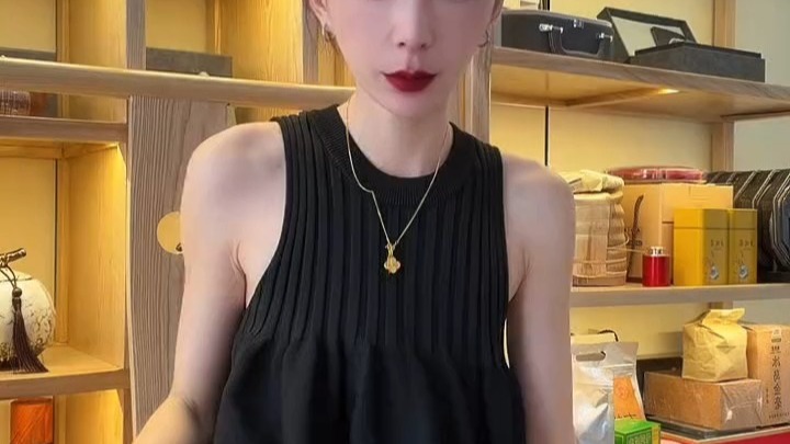 茶店女老板展示美甲第二集