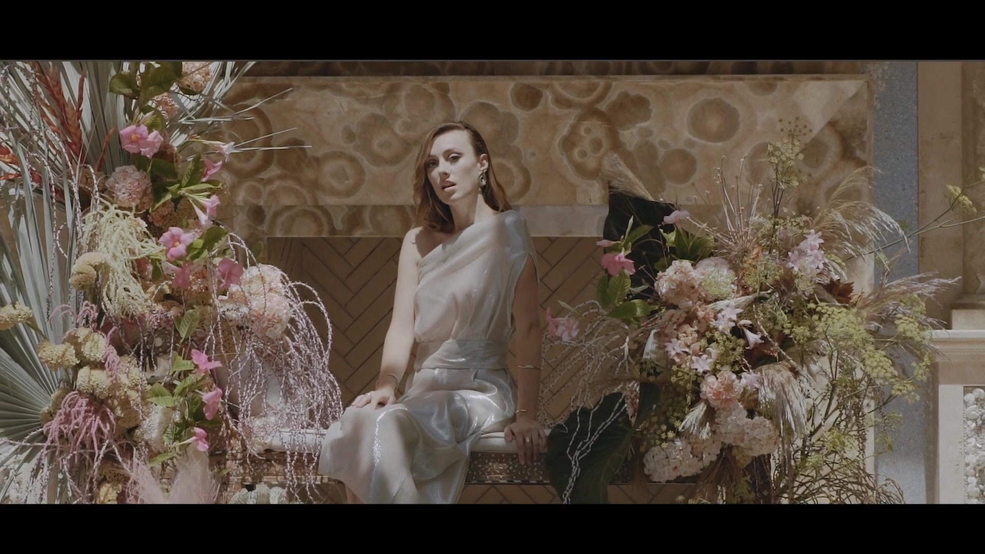 devon baldwin - underwater