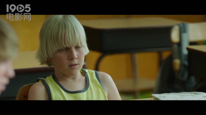 僵尸小屁孩精彩片段可爱小女孩突然变僵尸