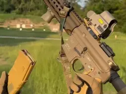 Descargar video: HK416D 这枪好漂亮