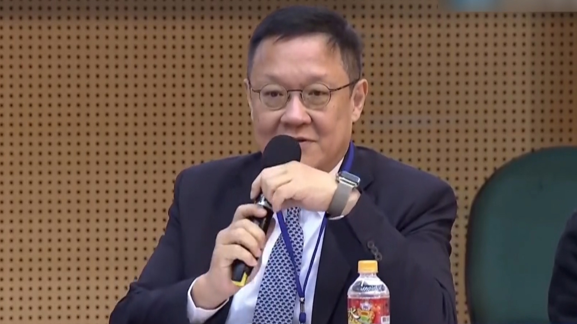 介文汲:台湾民众必须改变对美国的认知 看清楚真正的敌人在哪里