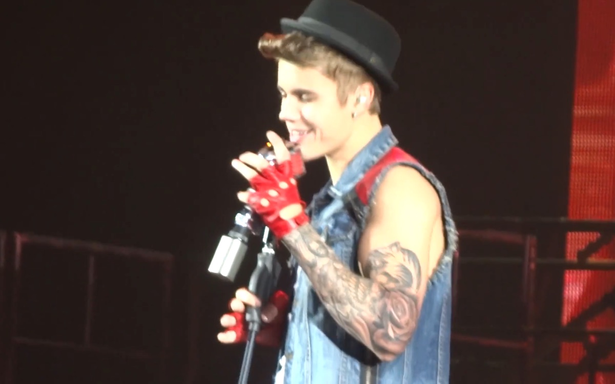 [图]【Justin Bieber】2013Believe巡演 Die In Your Arms