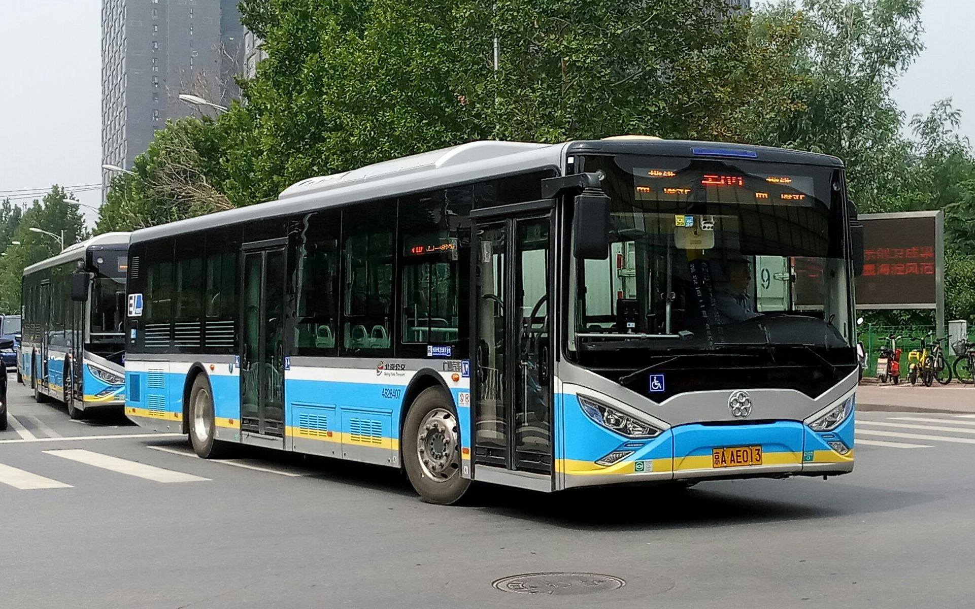 【开拓,创业小助理】【上地一日游】北京公交pov:专82路环线高峰地铁