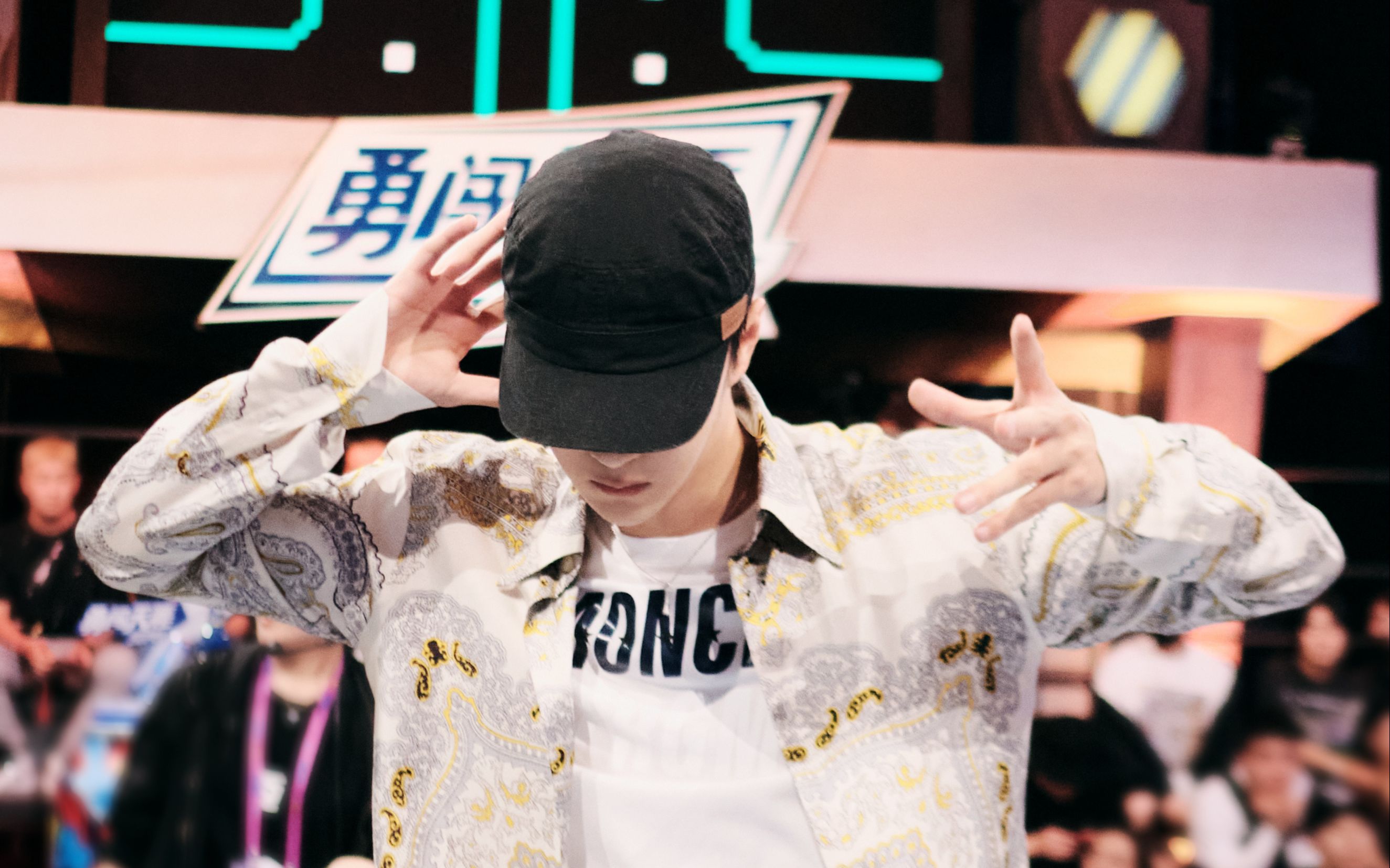 【爽死了】yiboofficial 街舞4 一博队长 cypherbattle 热门评论抓取