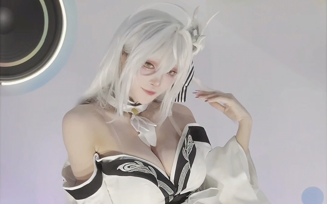 碧蓝航线日服【九周年】白凤 coser：﹝枣糕﹞