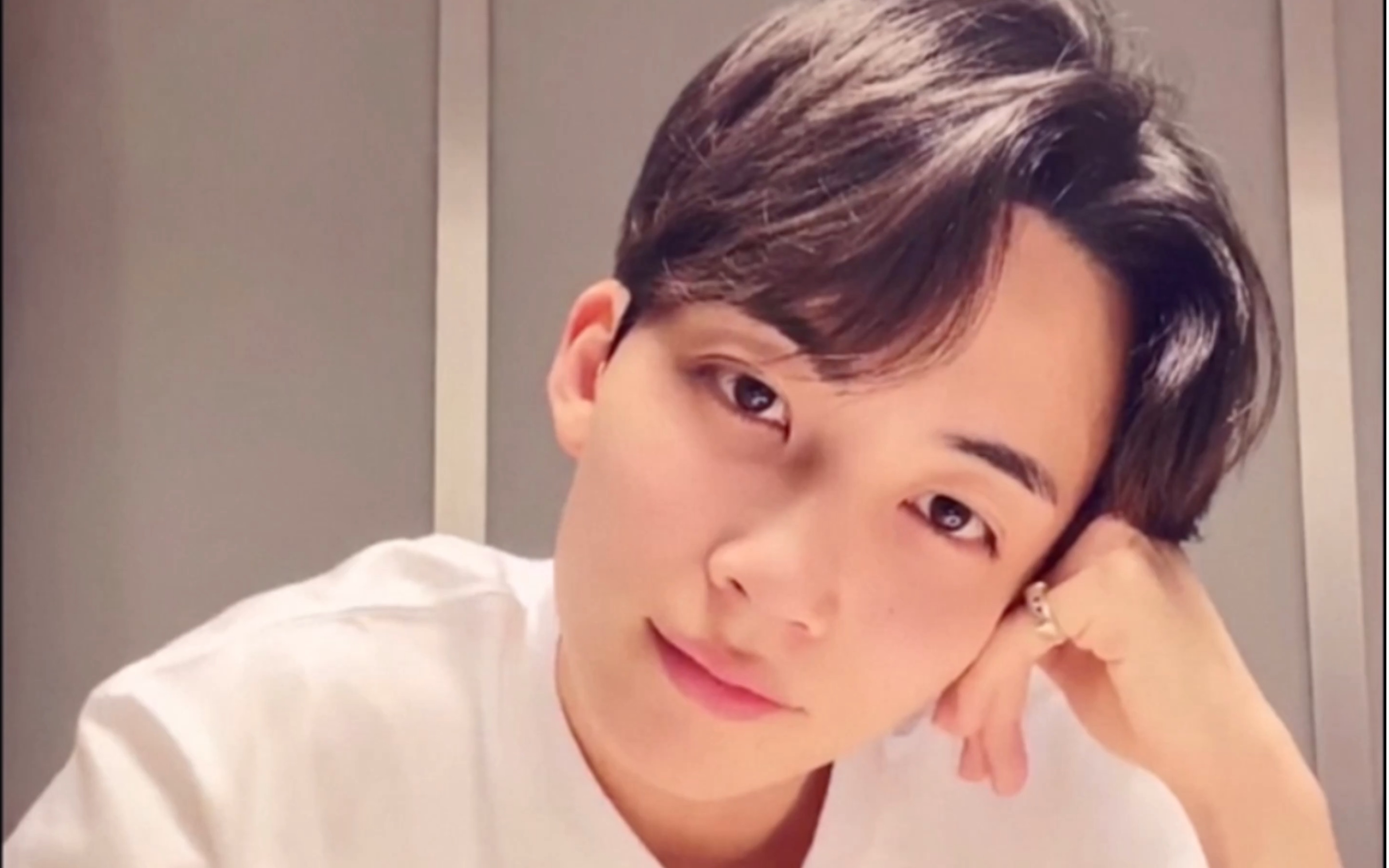 【尹净汉】素颜陪你喝两杯脸红了还带撒娇卖萌的那种!