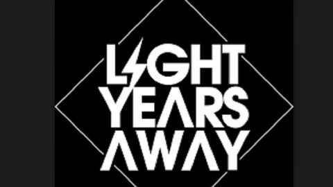 Light Years Away （光年之外英文版）_哔哩哔哩_Bilibili