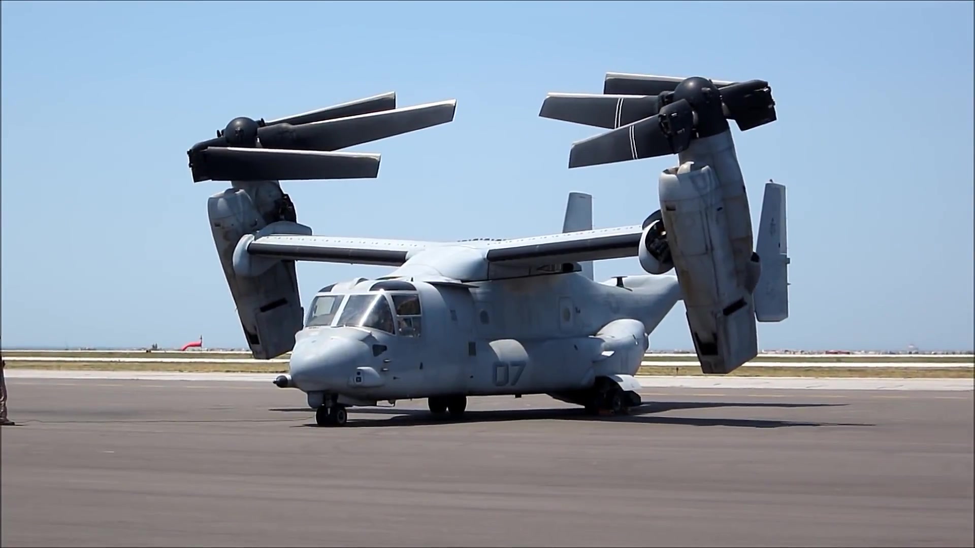 还是科幻实拍美军mv22鱼鹰变形过程视频