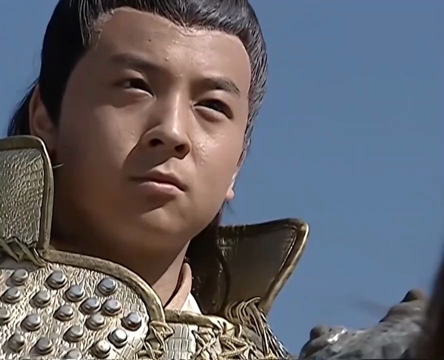 宇文成都大战裴元庆,实力一比便知