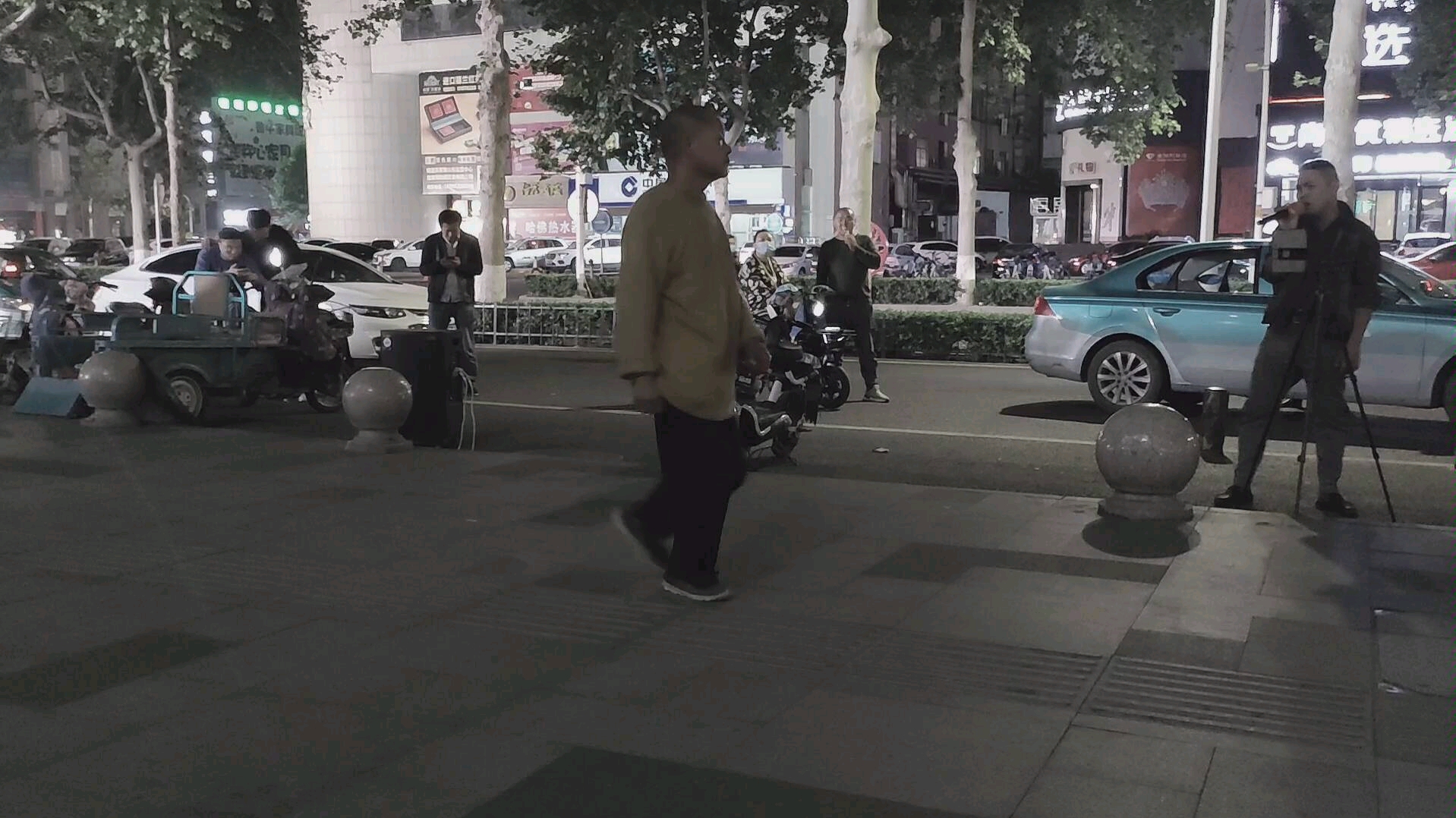 crip crip crip !c-walk !瘸帮!你们想要的old school !