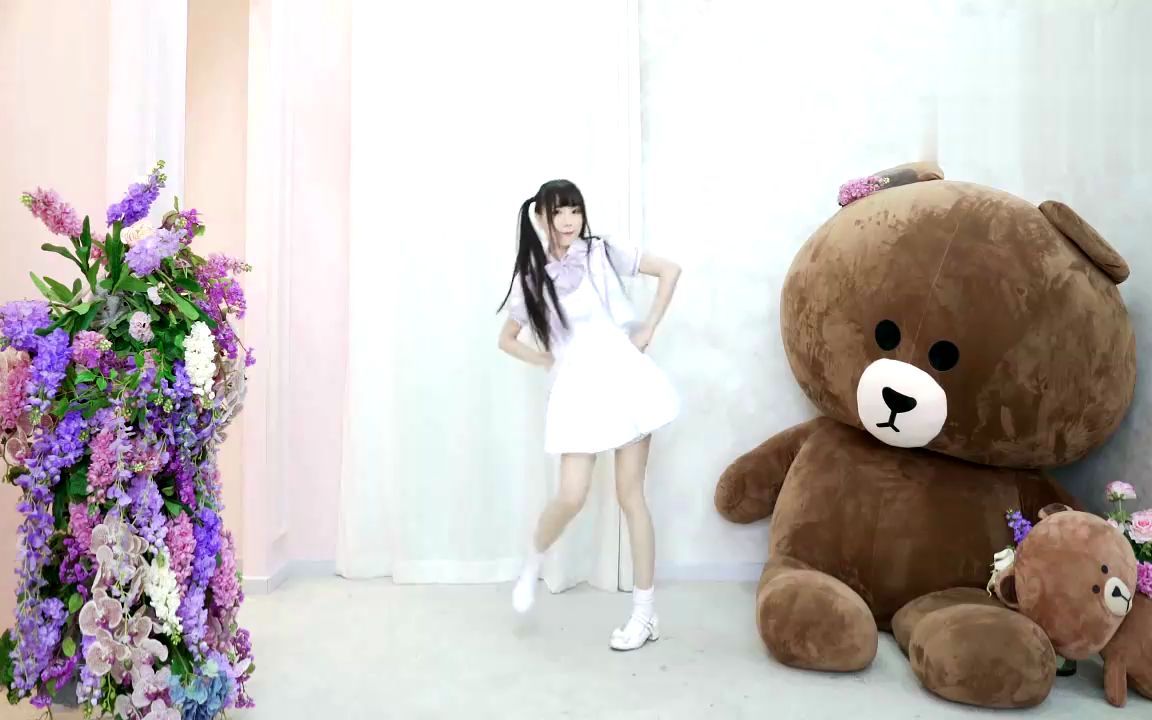 超卡哇伊的小姐姐跳二次元宅舞,萌妹子的笑容和动作都甜到我了