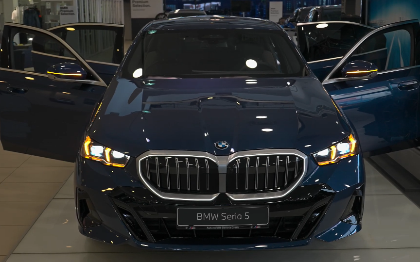 2024款宝马5系530e 外观和内饰细节