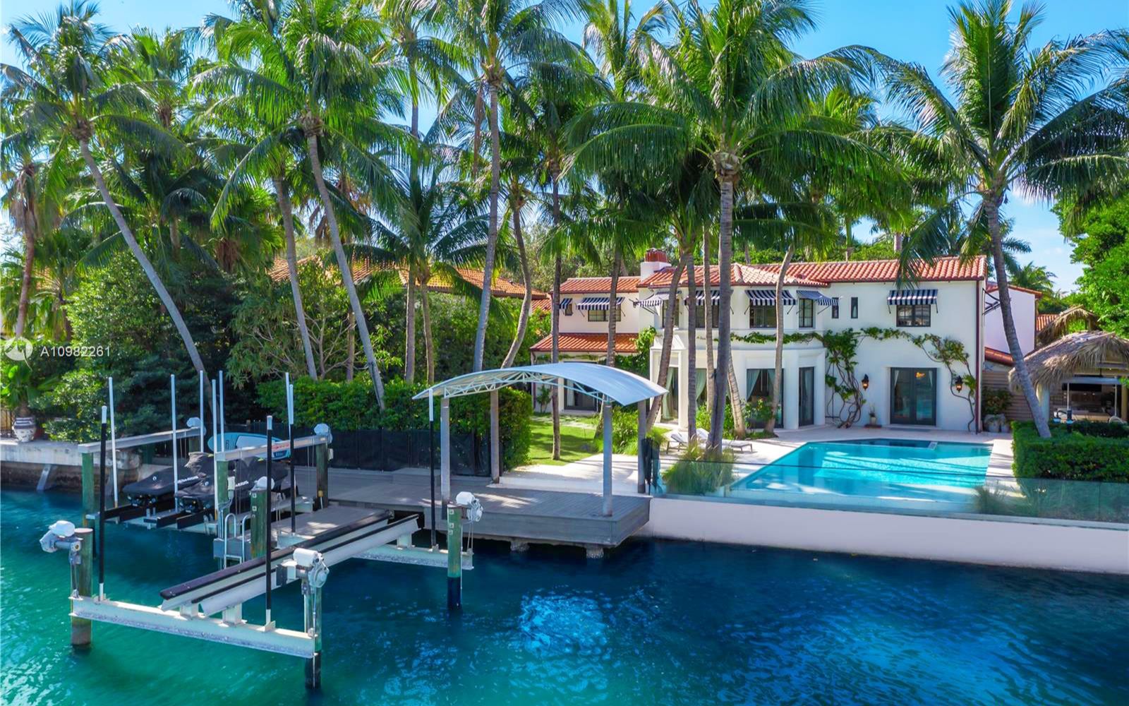 [图]Luxury Home 4K‪ / 迈阿密西班牙风滨水庄园~6401 Pine Tree Dr Cir, Miami Beach