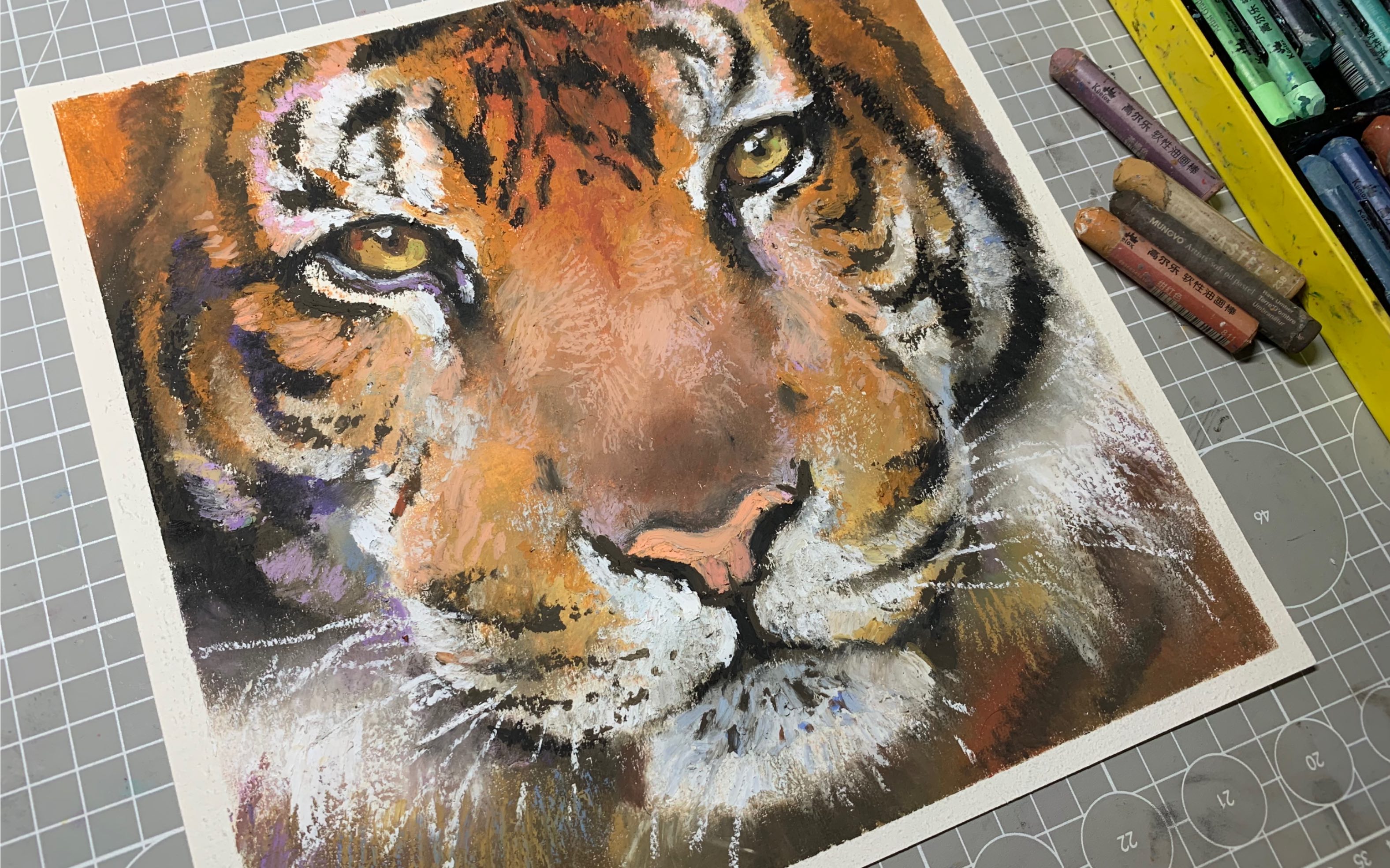 油画棒 旺财是正宗的长白山吊睛白额虎_哔哩哔哩_bilibili