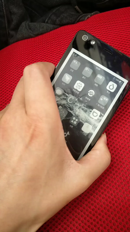 海信s9至尊版 双屏@哔哩哔哩创作中心_哔哩哔哩 (゜-゜)つロ 干杯