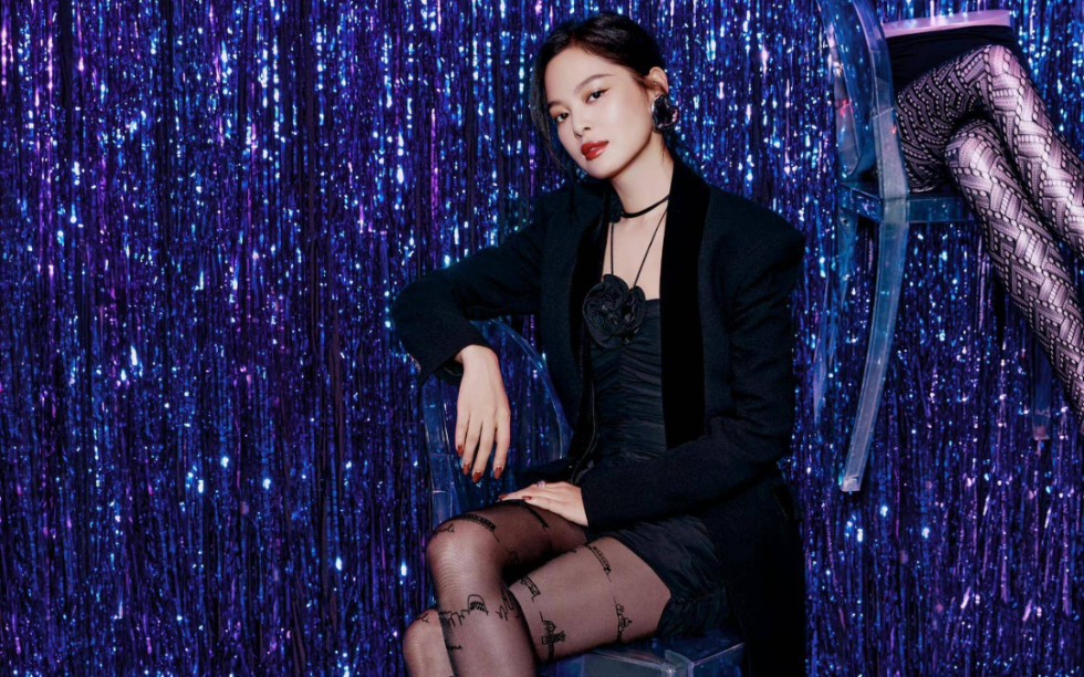 众多女明星高跟鞋长腿合集,看看有没有你的女神!