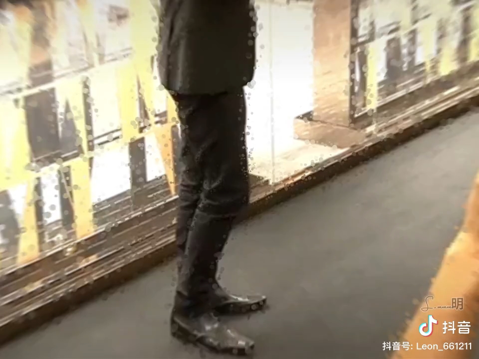 我的偶像，哪怕他50多岁了，气质依旧秒杀如今很多小鲜肉