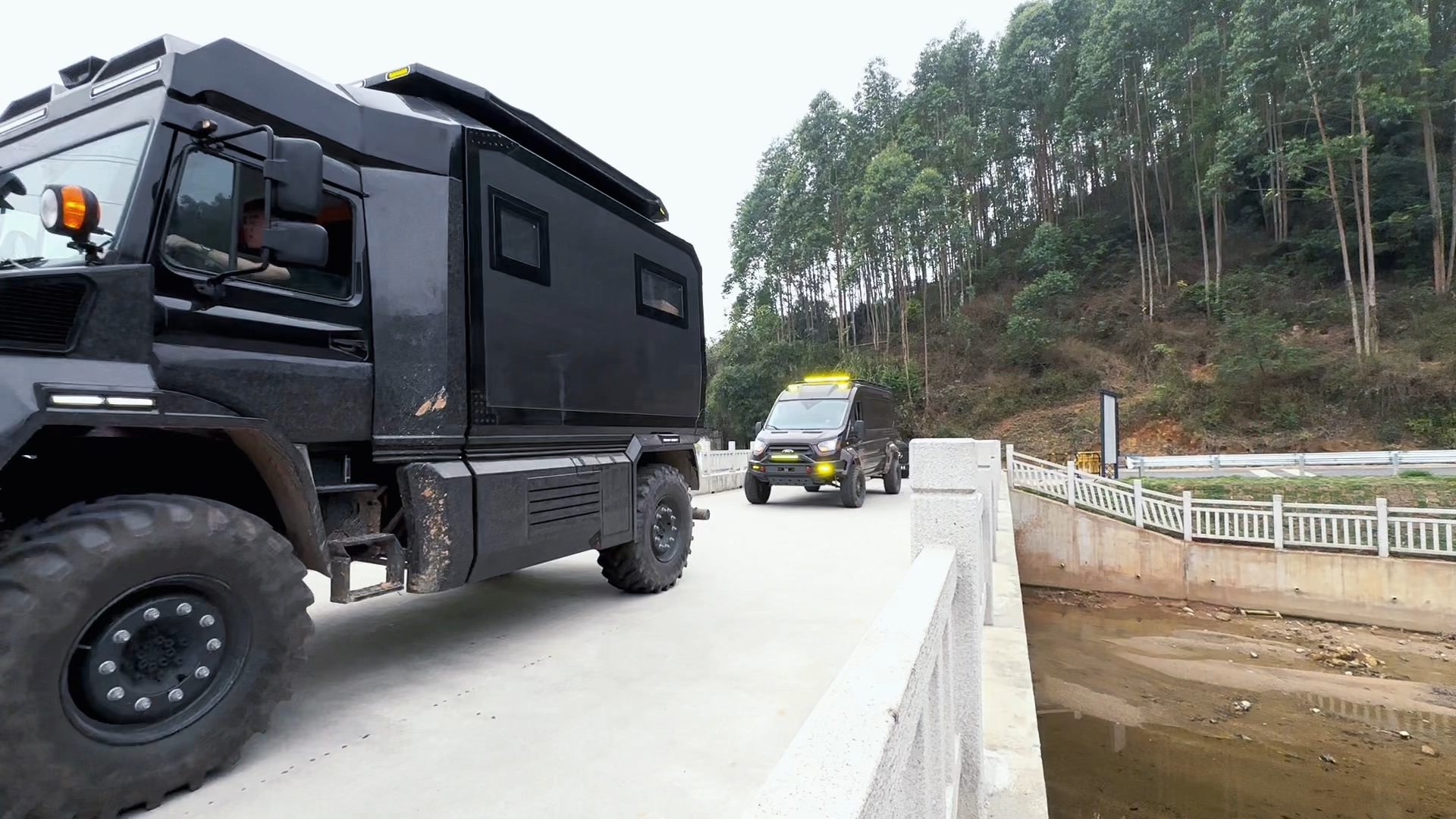 越野之王乌尼莫克玄武,穿山越岭,跋山涉水