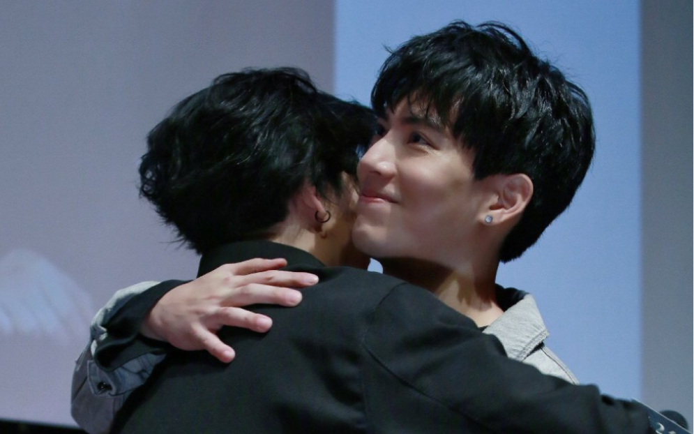 这次是sam真的想把yu拥入怀抱第二名的逆袭永远的第一名samyu