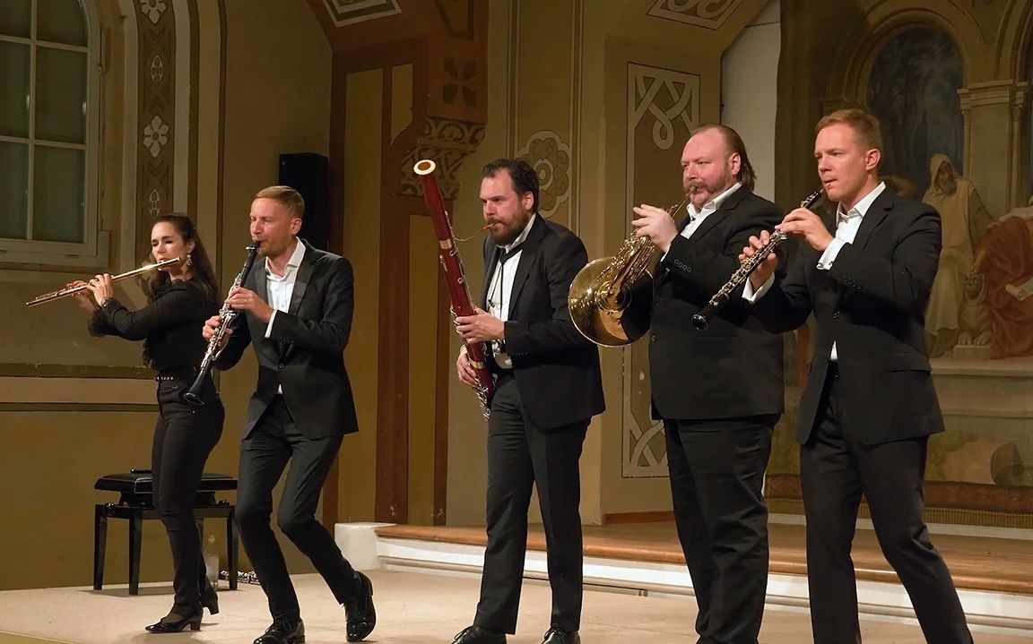 卡里昂木管五重奏演绎李斯特《 帕格尼尼大练习曲》第六首_哔哩哔哩