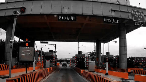 一个人忙忙碌碌 哔哩哔哩