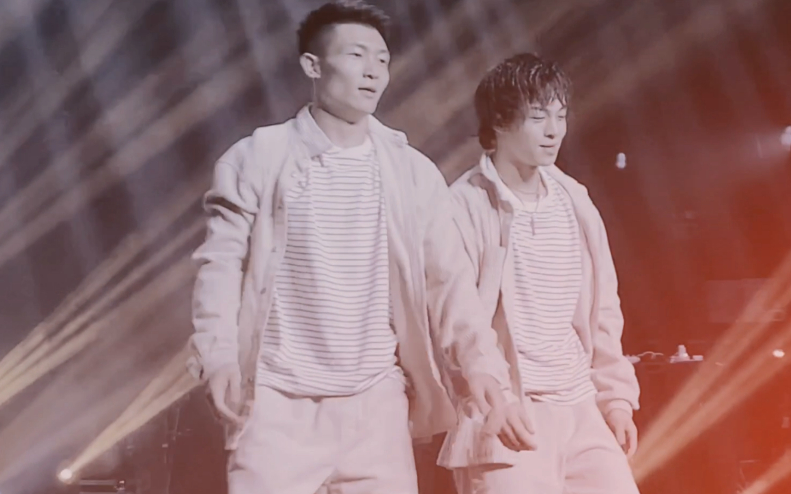 【潇乔流水】黄潇 × 乔治 | 多想在平庸的生活拥抱你,这个夏天结束了