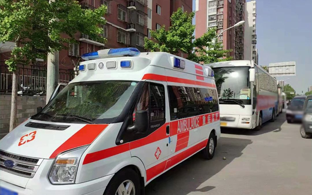 鞍山跨省转院救护车-私人救护车转运