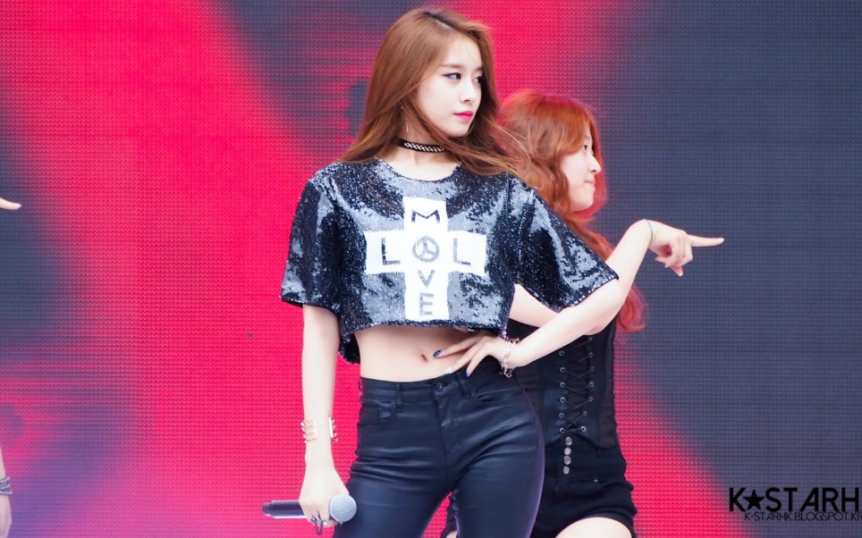 【朴智妍】在我耳边的candy 白皙,长腿,露腰,皮裤,激情尖叫_哔哩哔哩