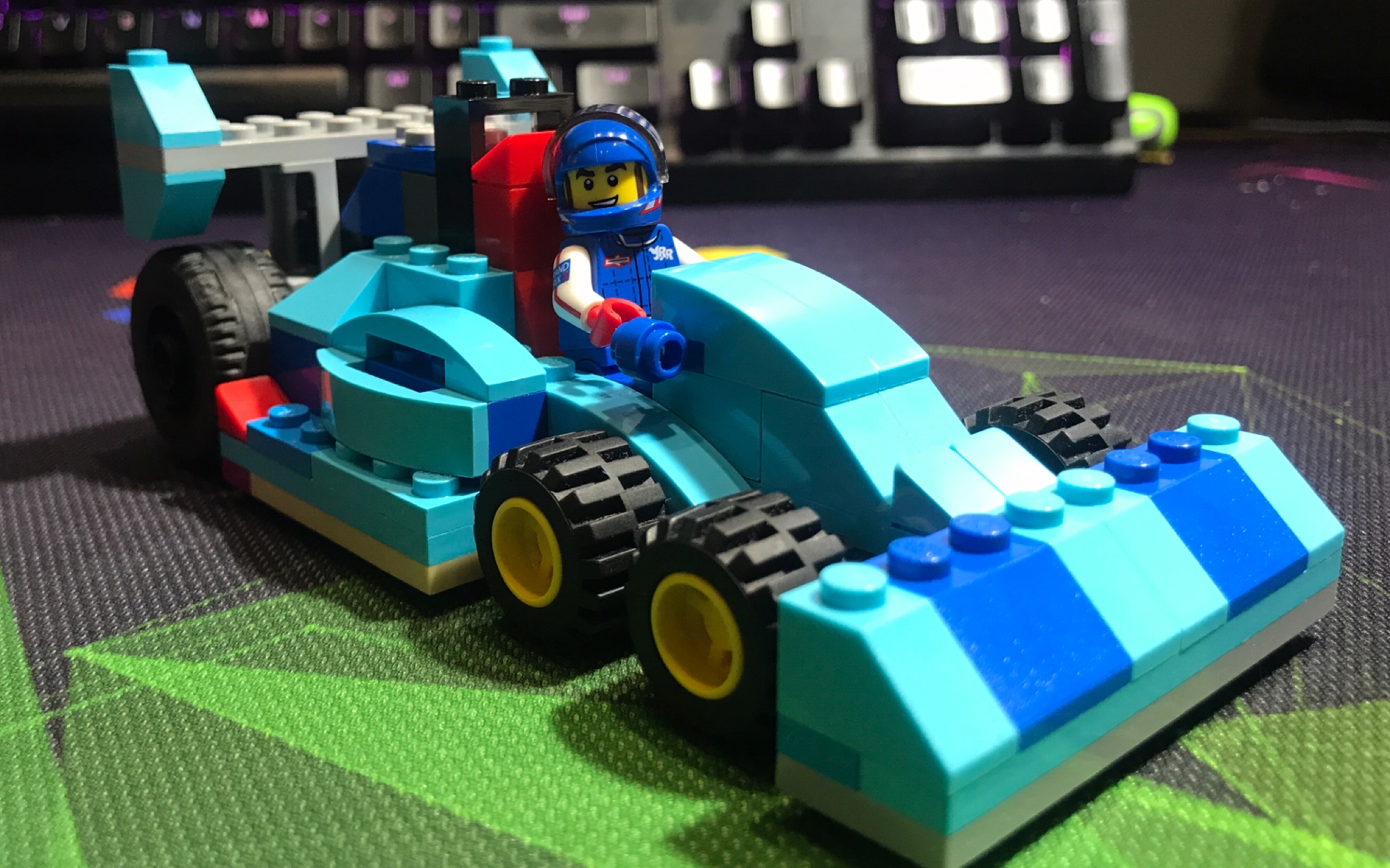 乐高10698moc这辆f1赛车值得拼一下乐高经典创意10698