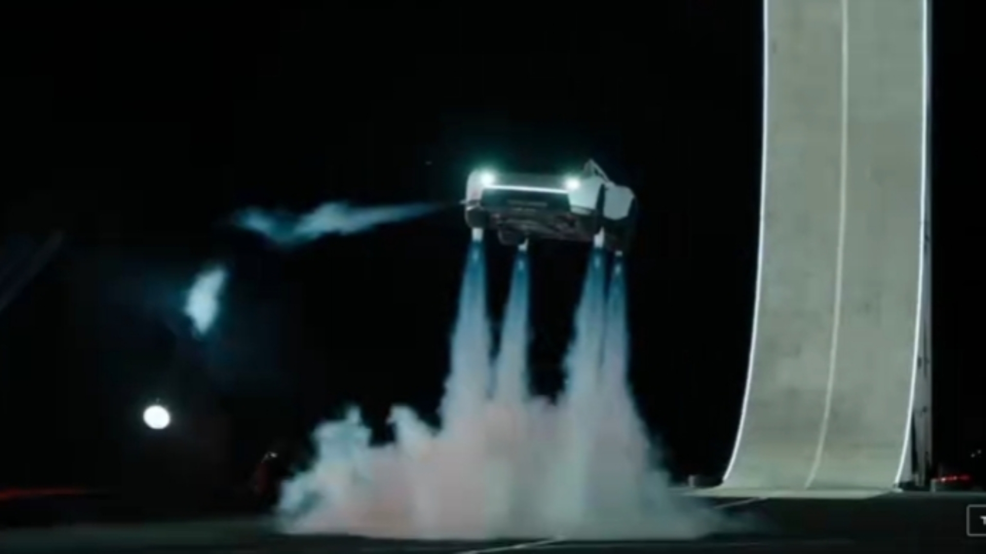 特斯拉roadster2 发布会 展示反重力爬墙和360空中飞车，现场观众集体破防