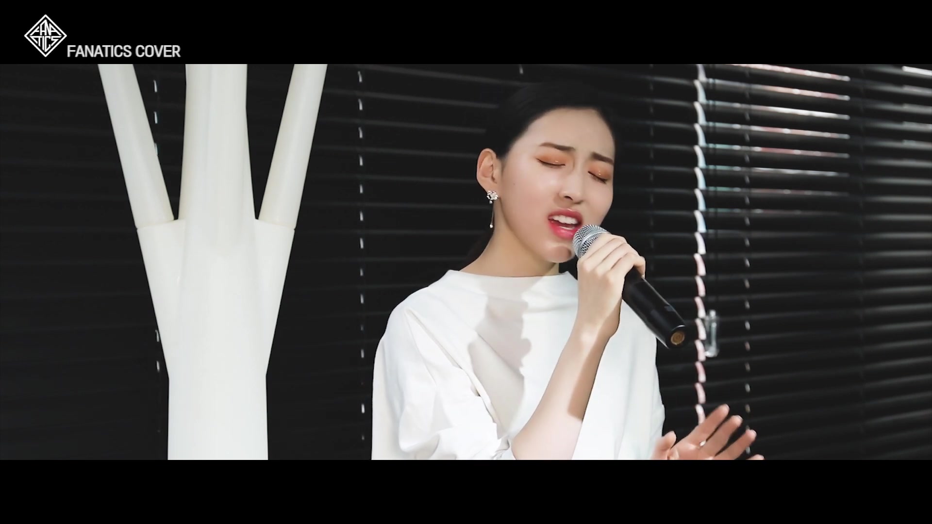 【前jyp練習生】中日韓切換自我介紹,演唱jj她說