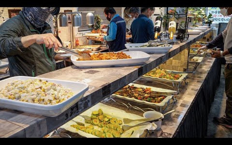 【韩国美食】性价比韩食自助餐,人气肉食店、无限续面条店、酱料炒年糕,人气韩食四店合集哔哩哔哩bilibili