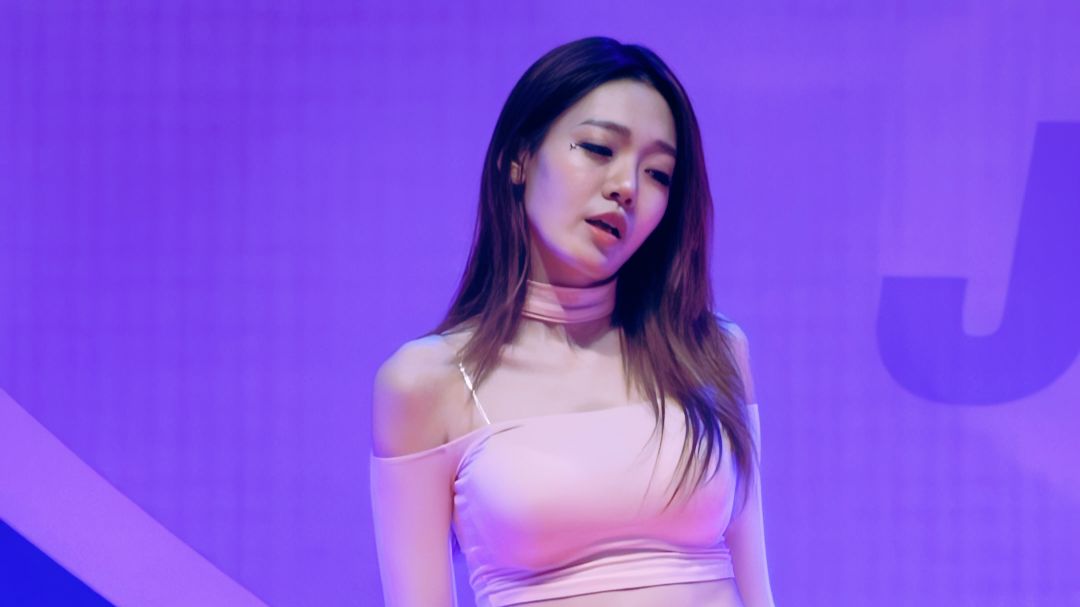 【4K超高清画质修复】BAMBINO 151024  朴恩率   -   oppa oppa