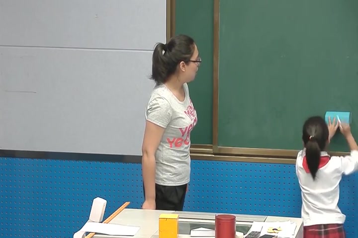 [图]【获奖】苏教版小学数学一年级下册1.认识长方形、正方形、三角形和圆-李老师优质课公开课教学视频