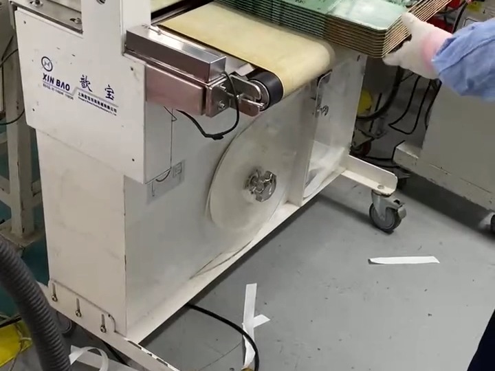 全自动束带机流水线,皮带输送线扎把机,纸带打包机