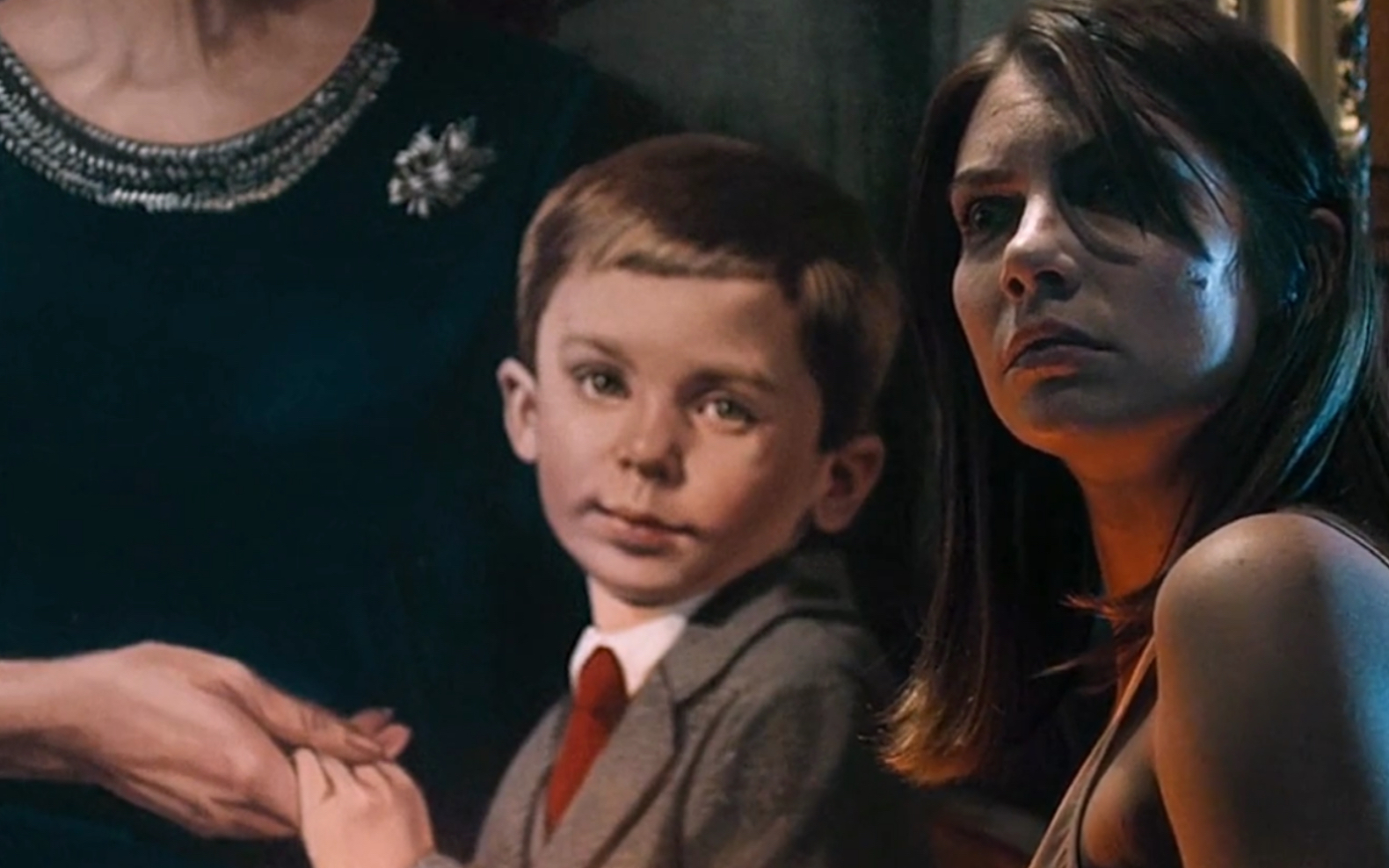 灵偶契约一一个玩偶都能让你胆战心惊你信不信白天刷不到晚上躲不过